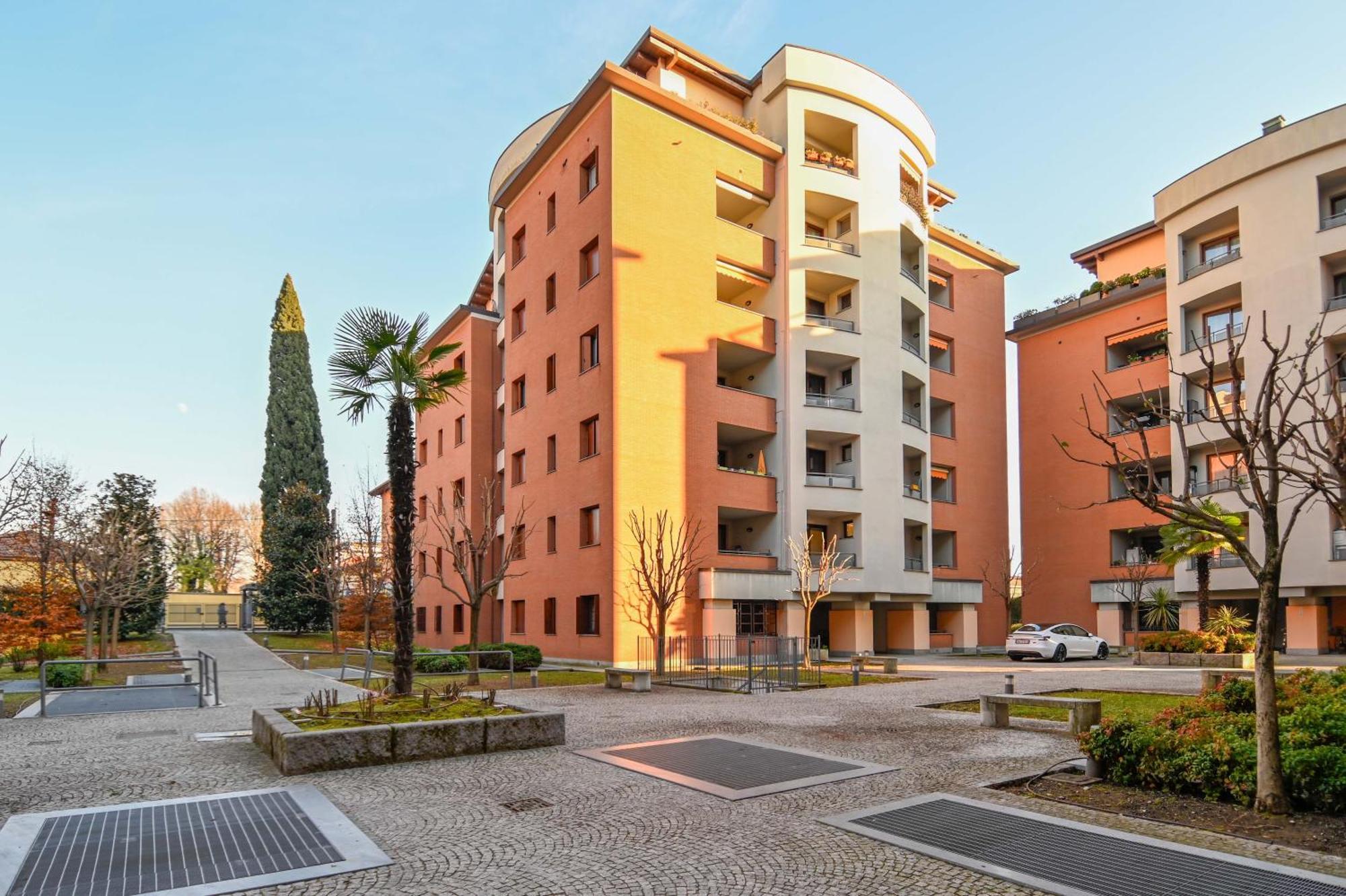 Bilocale Chic, 10 Min Aeroporto Milano-Bergamo, Box Auto E Aria Condizionata Apartment Seriate Exterior photo