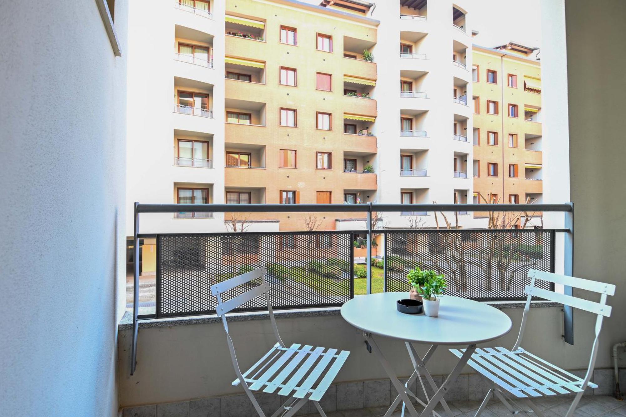 Bilocale Chic, 10 Min Aeroporto Milano-Bergamo, Box Auto E Aria Condizionata Apartment Seriate Exterior photo