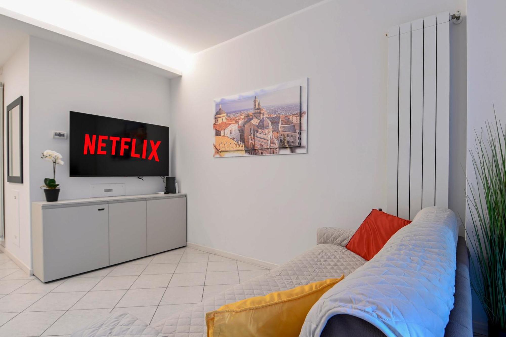 Bilocale Chic, 10 Min Aeroporto Milano-Bergamo, Box Auto E Aria Condizionata Apartment Seriate Exterior photo